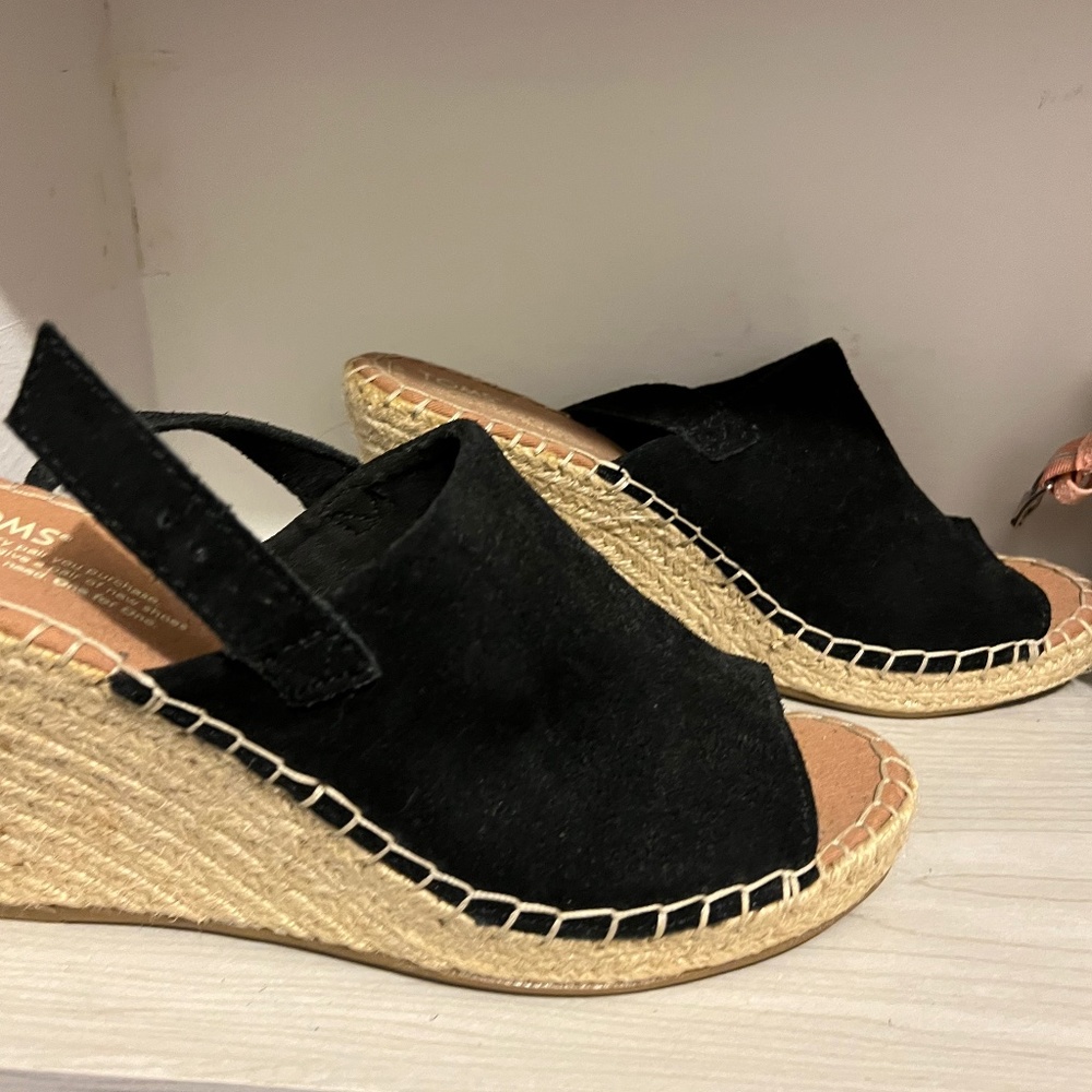 Toms Wedge Sandals